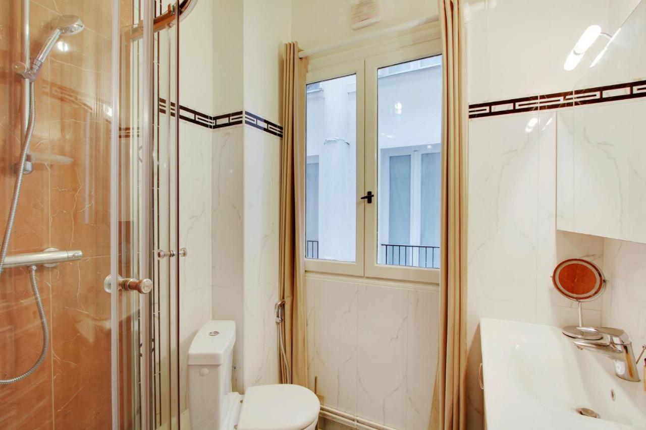 Suite Junior Avec Balcon Et Vue Sur Arc De Triomphe Paris Eksteriør billede